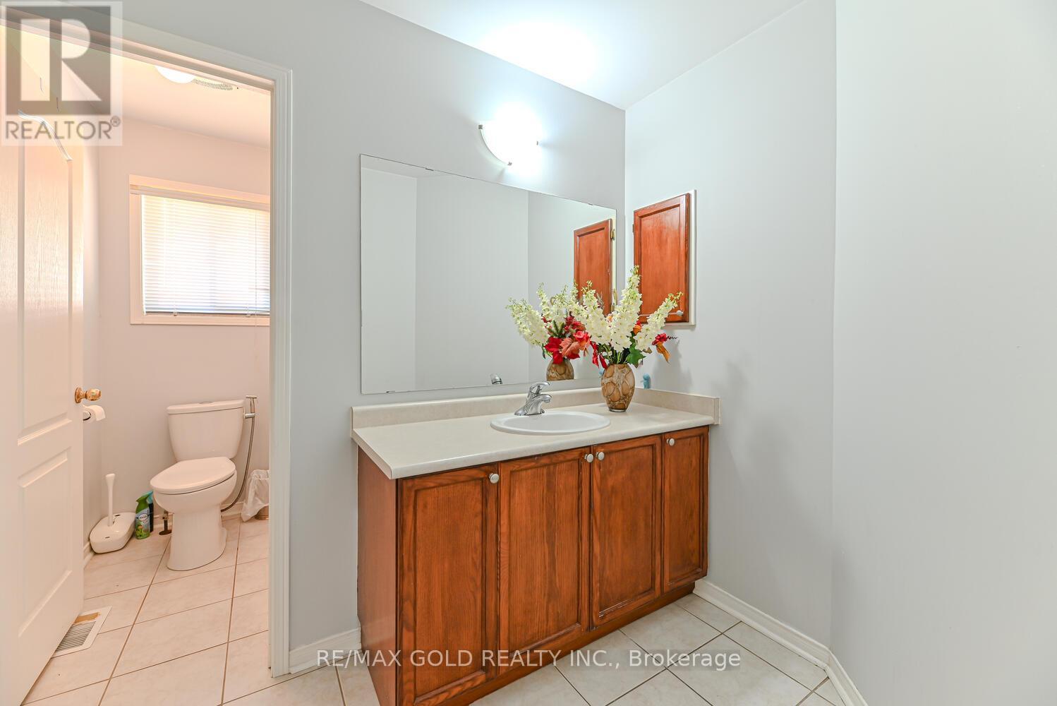 63 Hiberton Crescent, Brampton, Ontario  L7A 3C9 - Photo 25 - W12866722