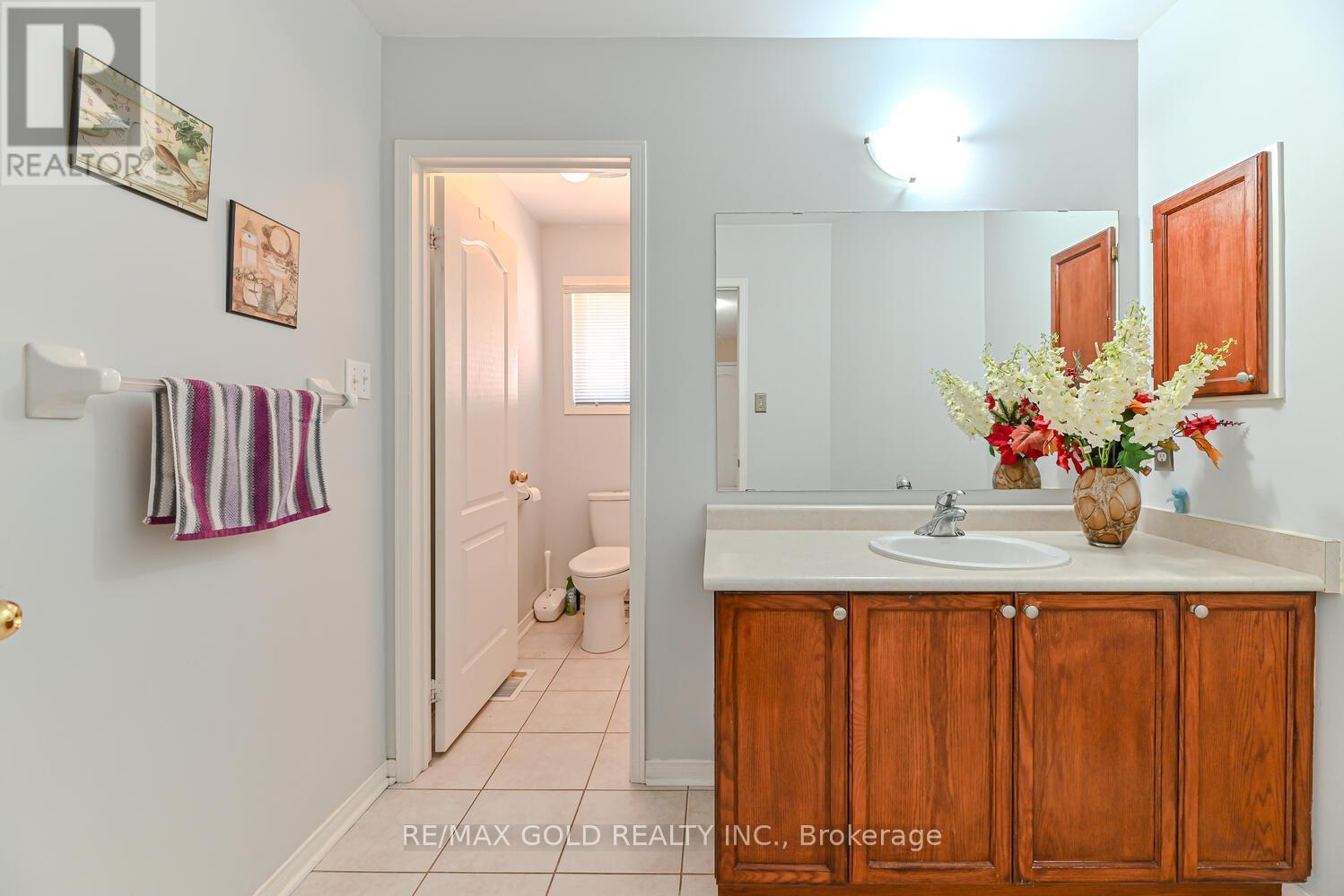 63 Hiberton Crescent, Brampton, Ontario  L7A 3C9 - Photo 24 - W12866722