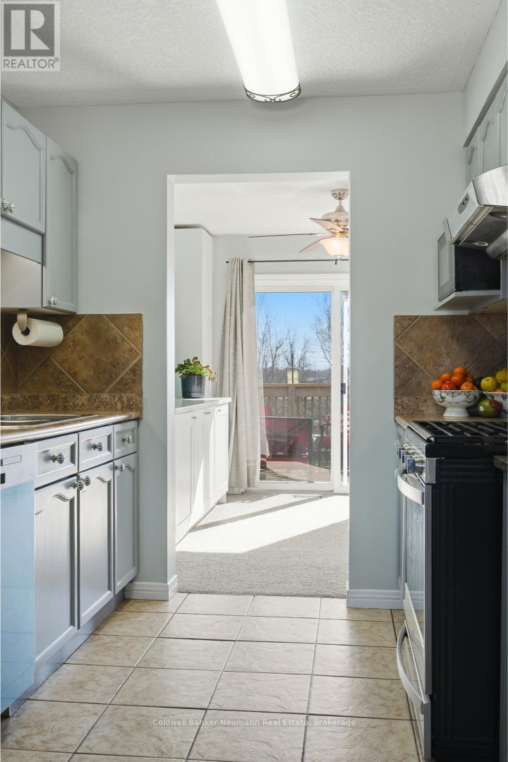 67 Cedarvale Avenue, Guelph, Ontario  N1E 6Y3 - Photo 6 - X12873464