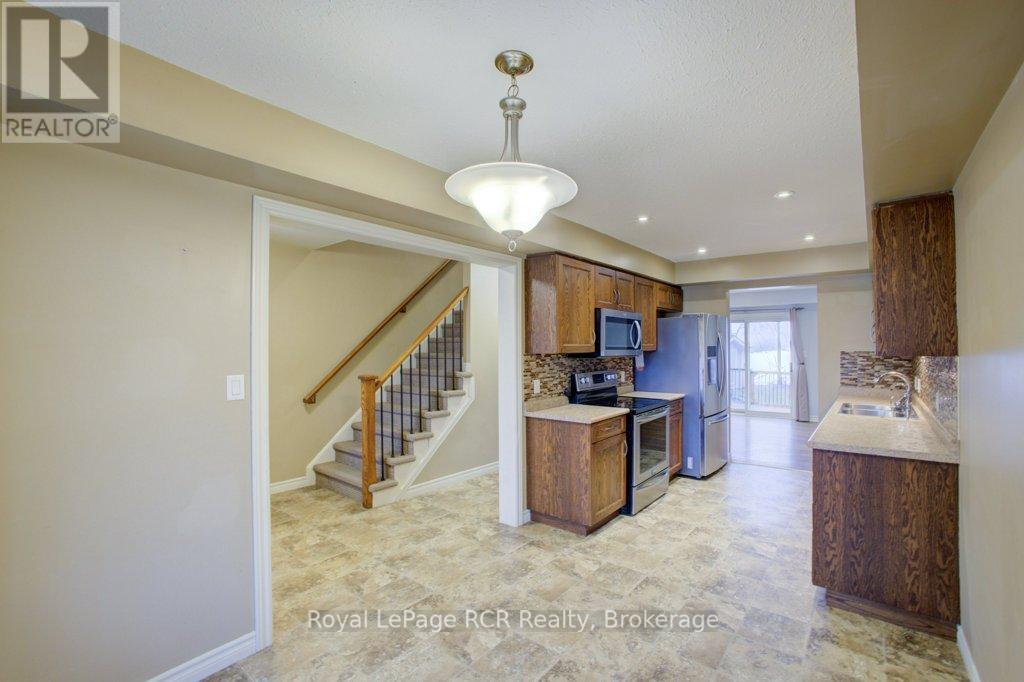 371 Main Street W, Minto, Ontario  N0G 2P0 - Photo 17 - X12868372