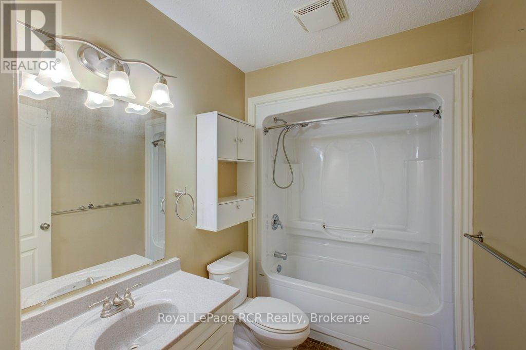 371 Main Street W, Minto, Ontario  N0G 2P0 - Photo 23 - X12868372