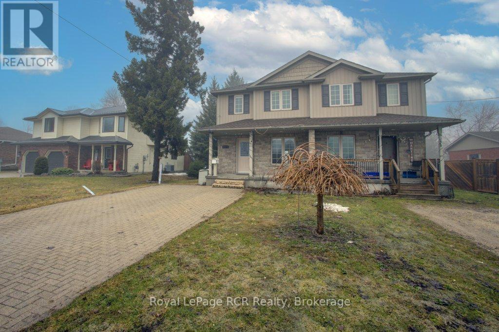 371 Main Street W, Minto, Ontario  N0G 2P0 - Photo 3 - X12868372