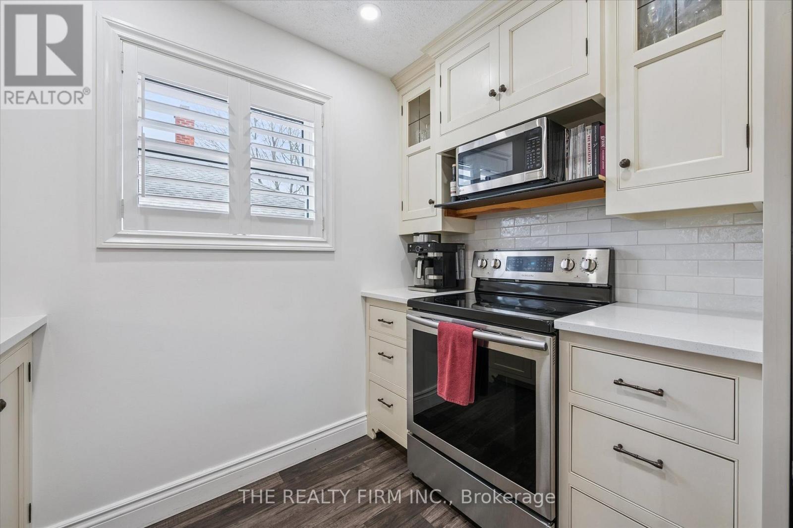 9 Dodds Avenue E, Guelph (St. Patrick's Ward), Ontario  N1E 5X2 - Photo 15 - X12873550