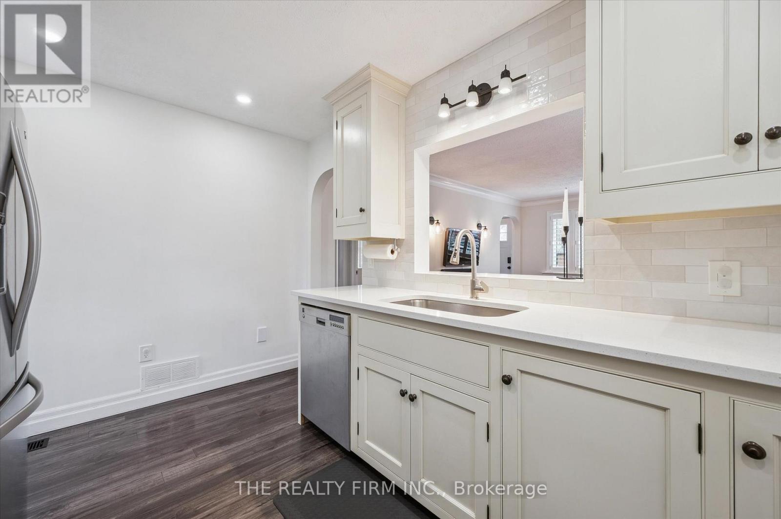 9 Dodds Avenue E, Guelph (St. Patrick's Ward), Ontario  N1E 5X2 - Photo 17 - X12873550