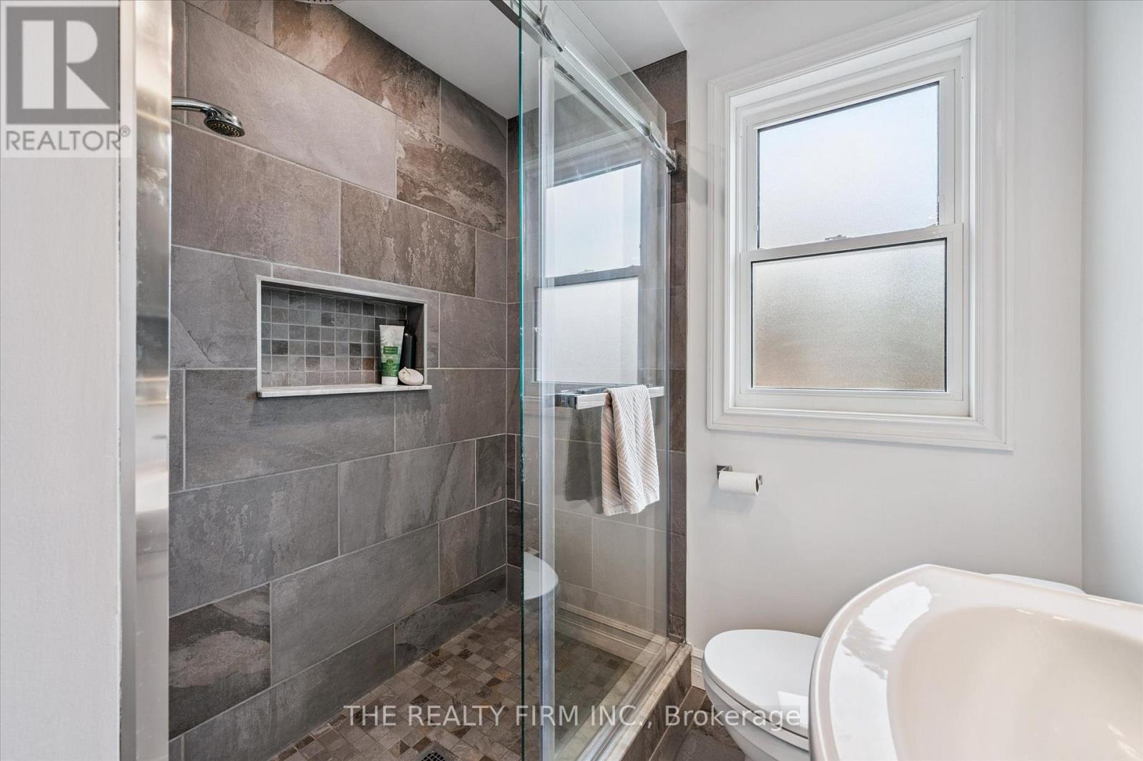 9 Dodds Avenue E, Guelph (St. Patrick's Ward), Ontario  N1E 5X2 - Photo 23 - X12873550