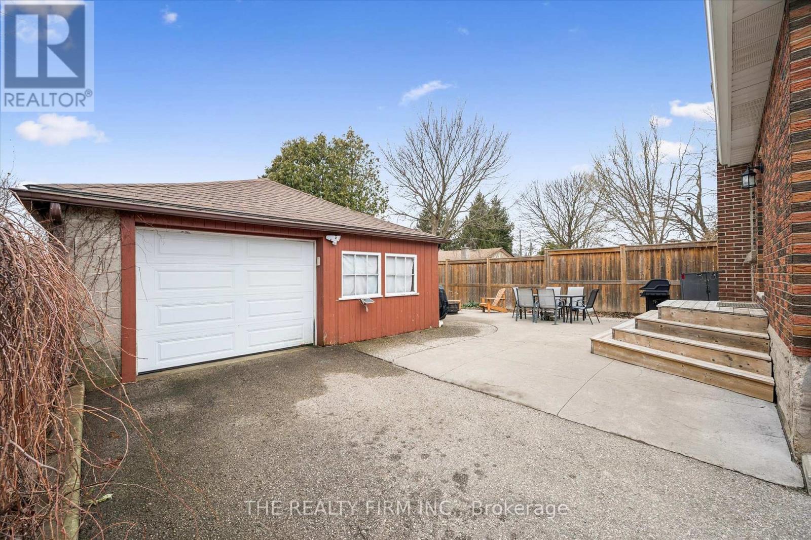 9 Dodds Avenue E, Guelph (St. Patrick's Ward), Ontario  N1E 5X2 - Photo 32 - X12873550