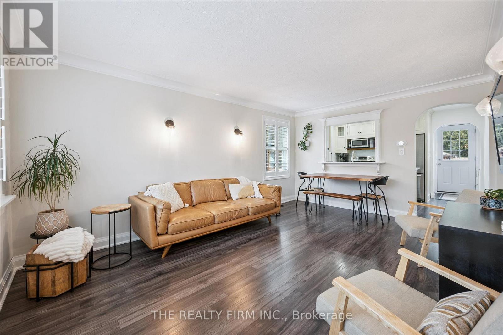 9 Dodds Avenue E, Guelph (St. Patrick's Ward), Ontario  N1E 5X2 - Photo 9 - X12873550