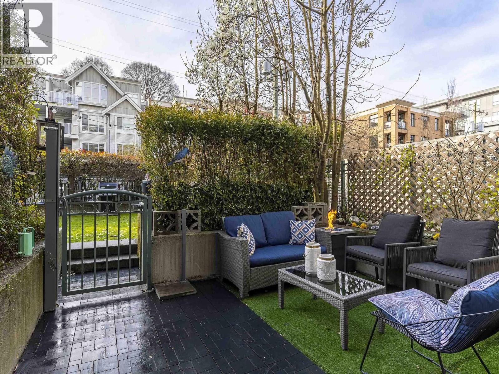 103 2028 W 11th Avenue, Vancouver, British Columbia  V6J 2C9 - Photo 1 - R3098355
