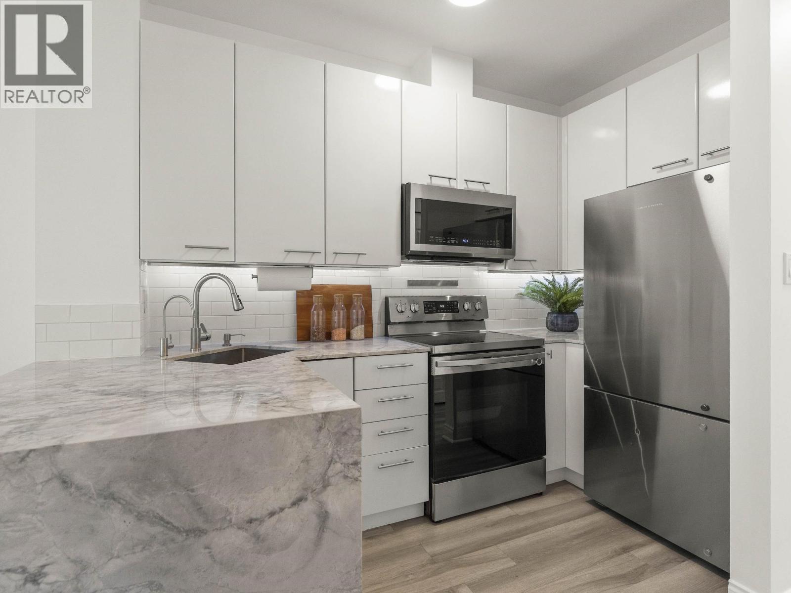 103 2028 W 11th Avenue, Vancouver, British Columbia  V6J 2C9 - Photo 12 - R3098355