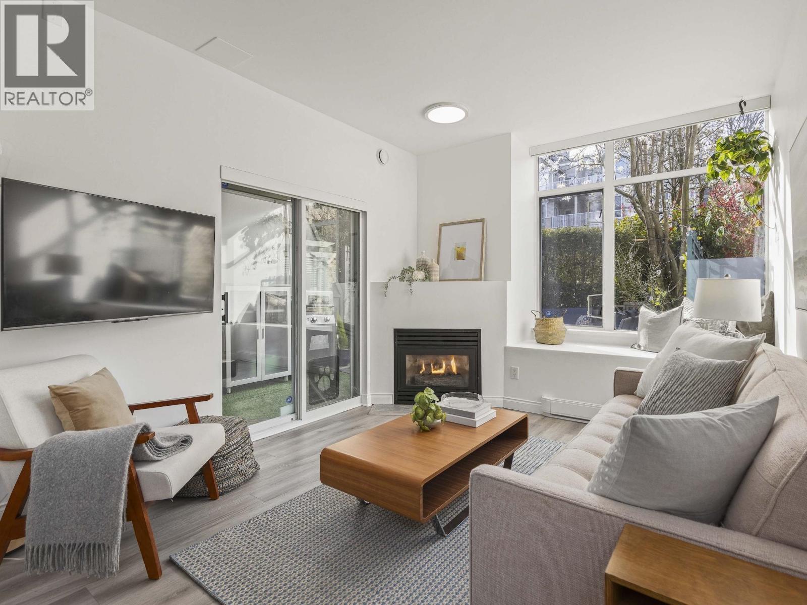 103 2028 W 11th Avenue, Vancouver, British Columbia  V6J 2C9 - Photo 2 - R3098355