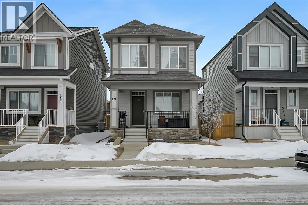 221 Ellen Way, Crossfield, Alberta  T0M 0S0 - Photo 2 - A2290979