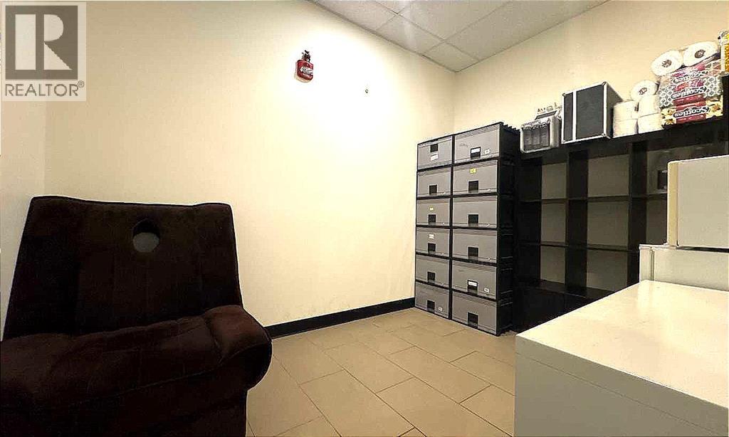 4500 Macleod Trail Sw, Calgary, Alberta  T2G 0A5 - Photo 6 - A2292217