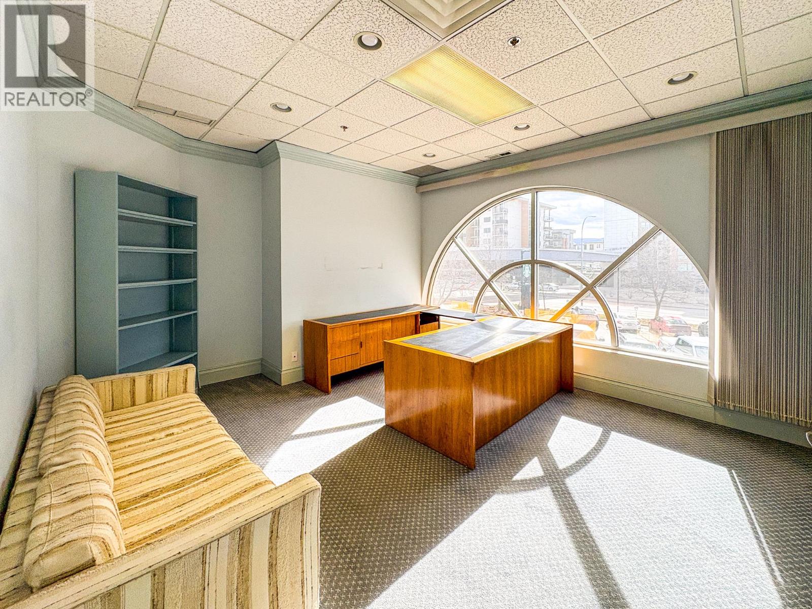 1674 Bertram Street Unit# 200, Kelowna, British Columbia  V1Y 9G4 - Photo 3 - 10378562