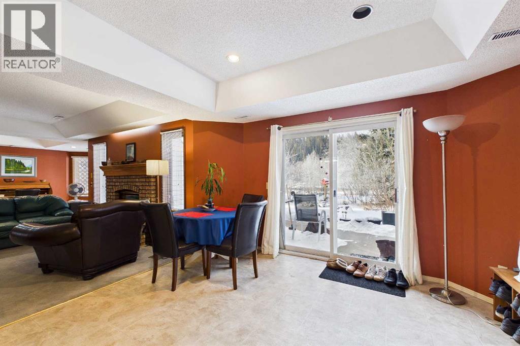 70 Riverview Circle, Cochrane, Alberta  T4C 1K3 - Photo 26 - A2292705