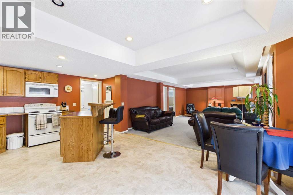 70 Riverview Circle, Cochrane, Alberta  T4C 1K3 - Photo 27 - A2292705