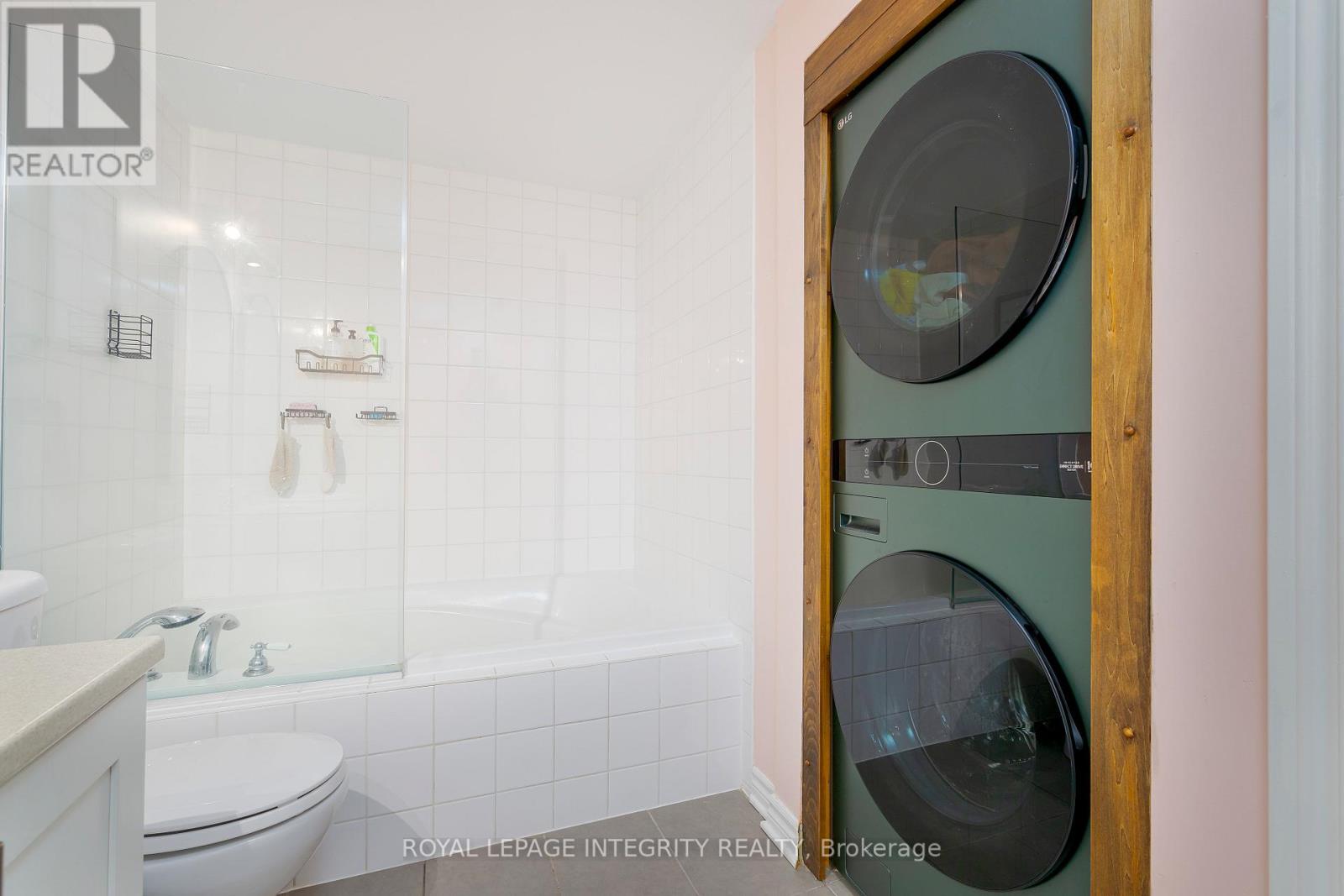 206 - 250 Lett Street, Ottawa, Ontario  K1R 0A8 - Photo 17 - X12873520