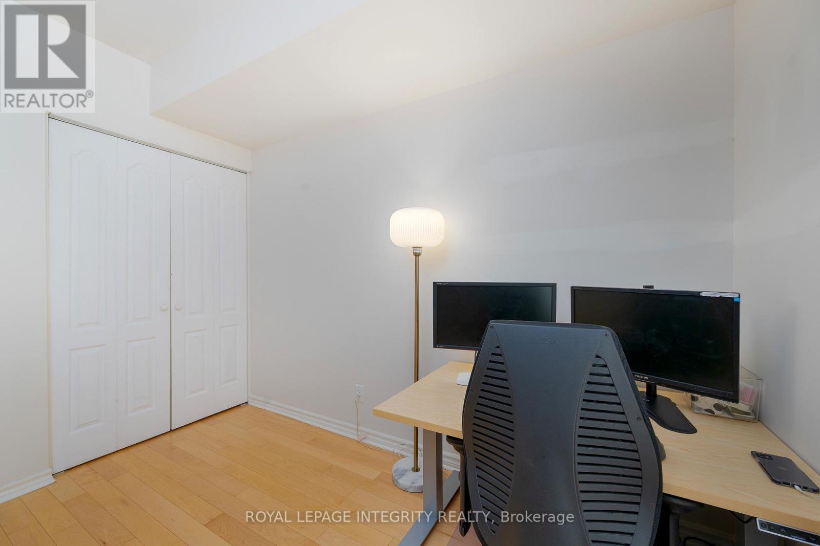 206 - 250 Lett Street, Ottawa, Ontario  K1R 0A8 - Photo 19 - X12873520