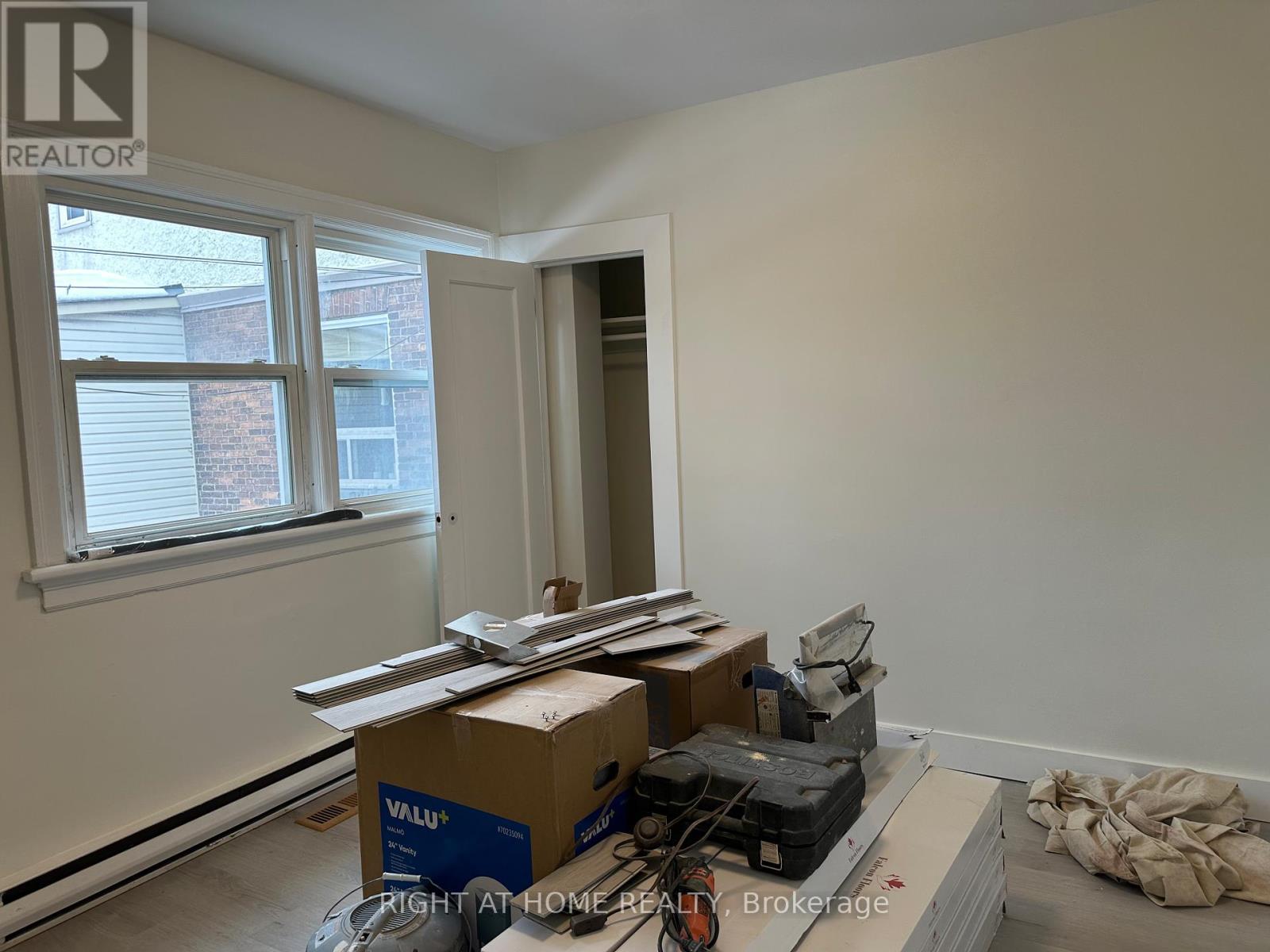 55 Glendale Avenue S, Ottawa, Ontario  K1S 1W3 - Photo 12 - X12873522