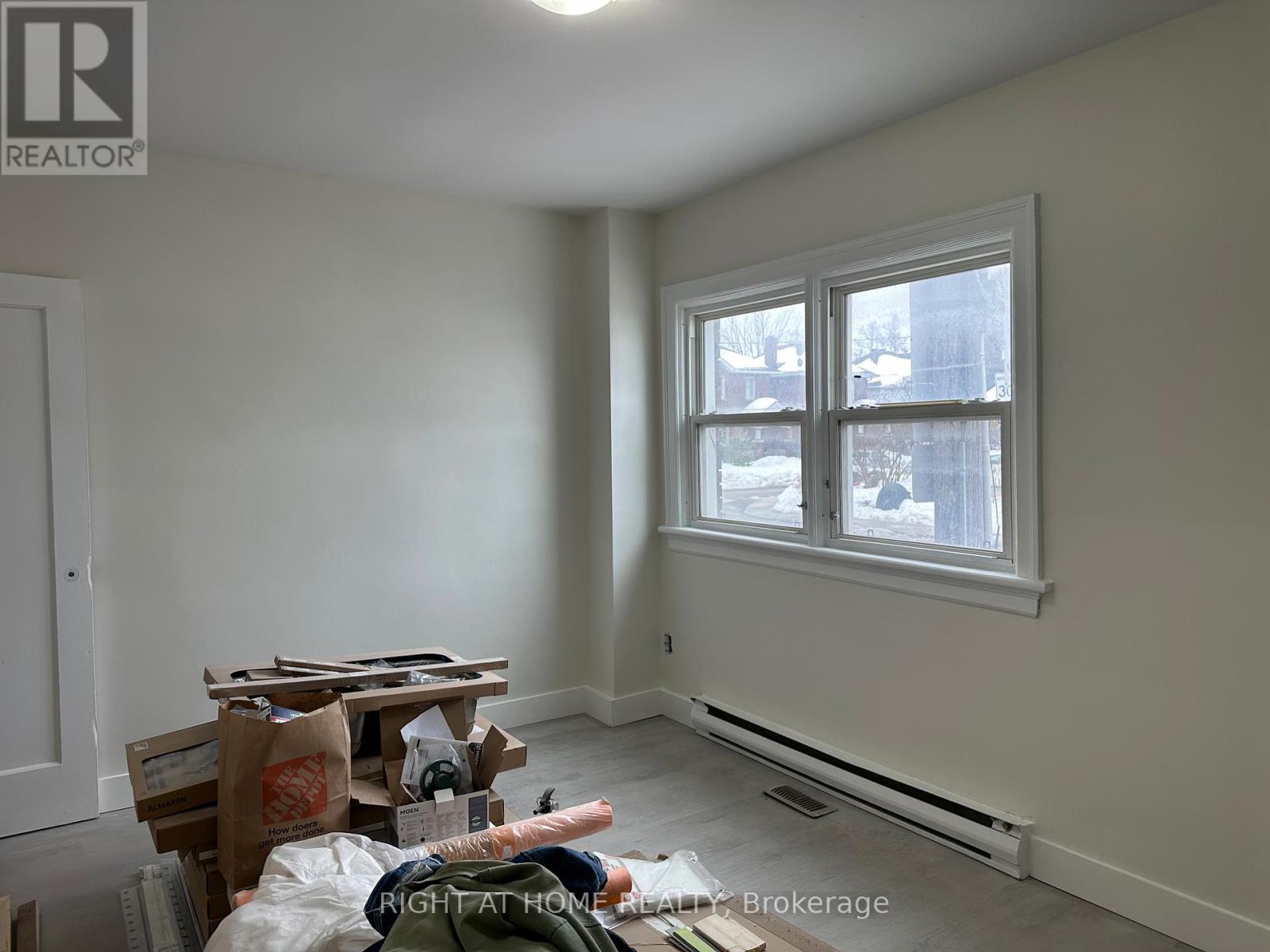 55 Glendale Avenue S, Ottawa, Ontario  K1S 1W3 - Photo 9 - X12873522