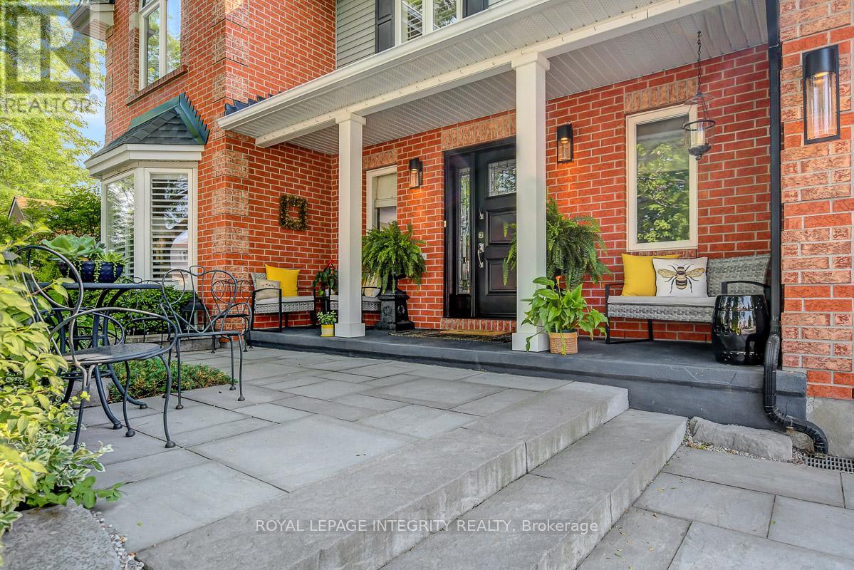 4 Heritage Grove Crescent, Ottawa, Ontario  K2S 1R2 - Photo 3 - X12873560