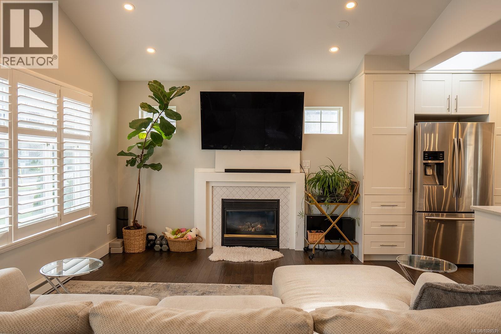 2508 Shakespeare St, Victoria, British Columbia  V8R 4G5 - Photo 12 - 1028539