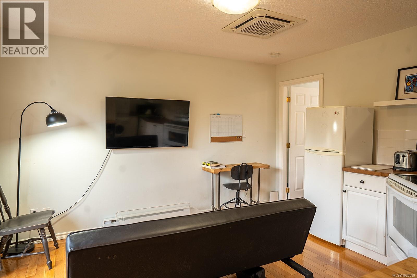 2508 Shakespeare St, Victoria, British Columbia  V8R 4G5 - Photo 29 - 1028539