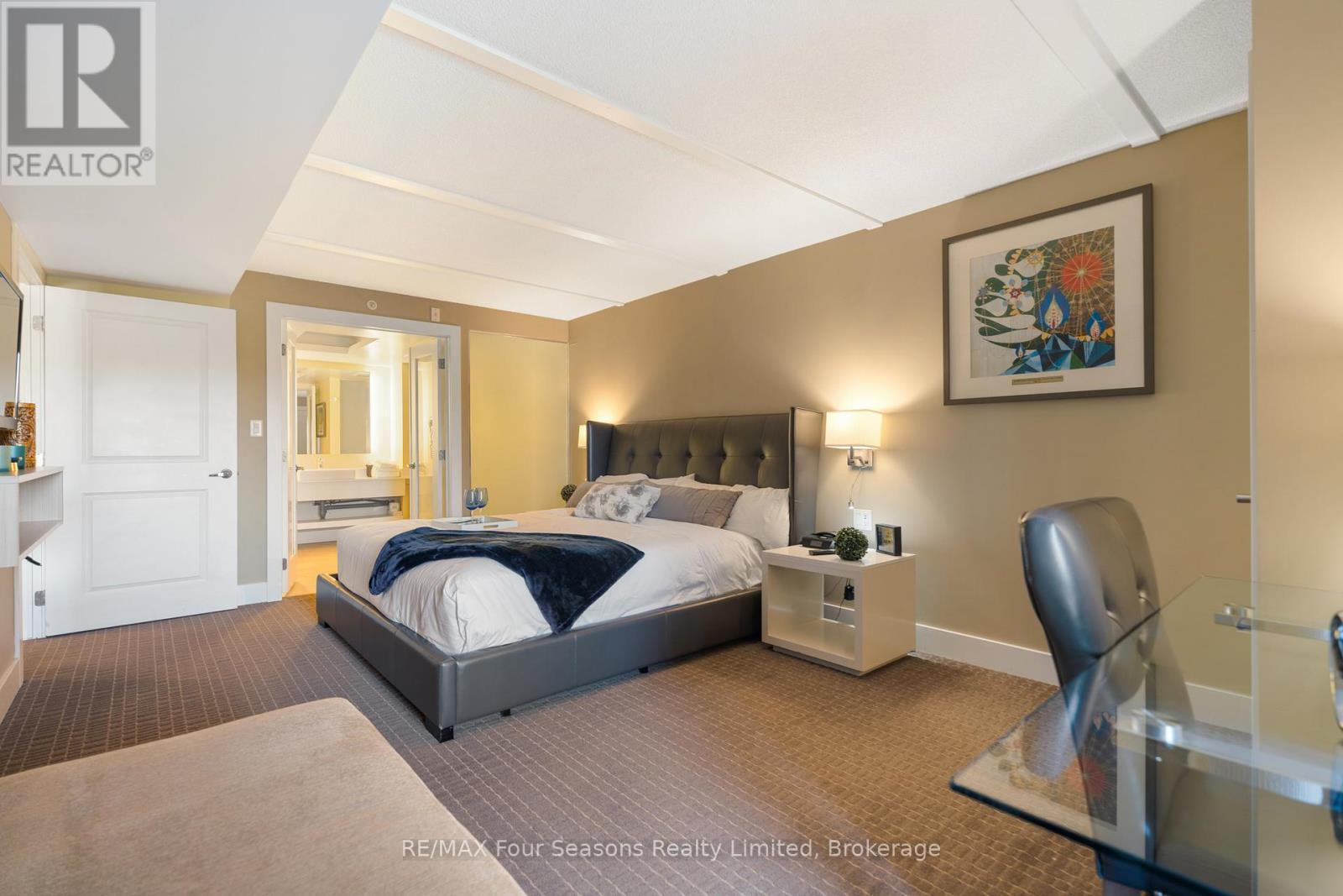 3411/3413 - 9 Harbour Street E, Collingwood, Ontario  L9Y 5C5 - Photo 3 - S12873526