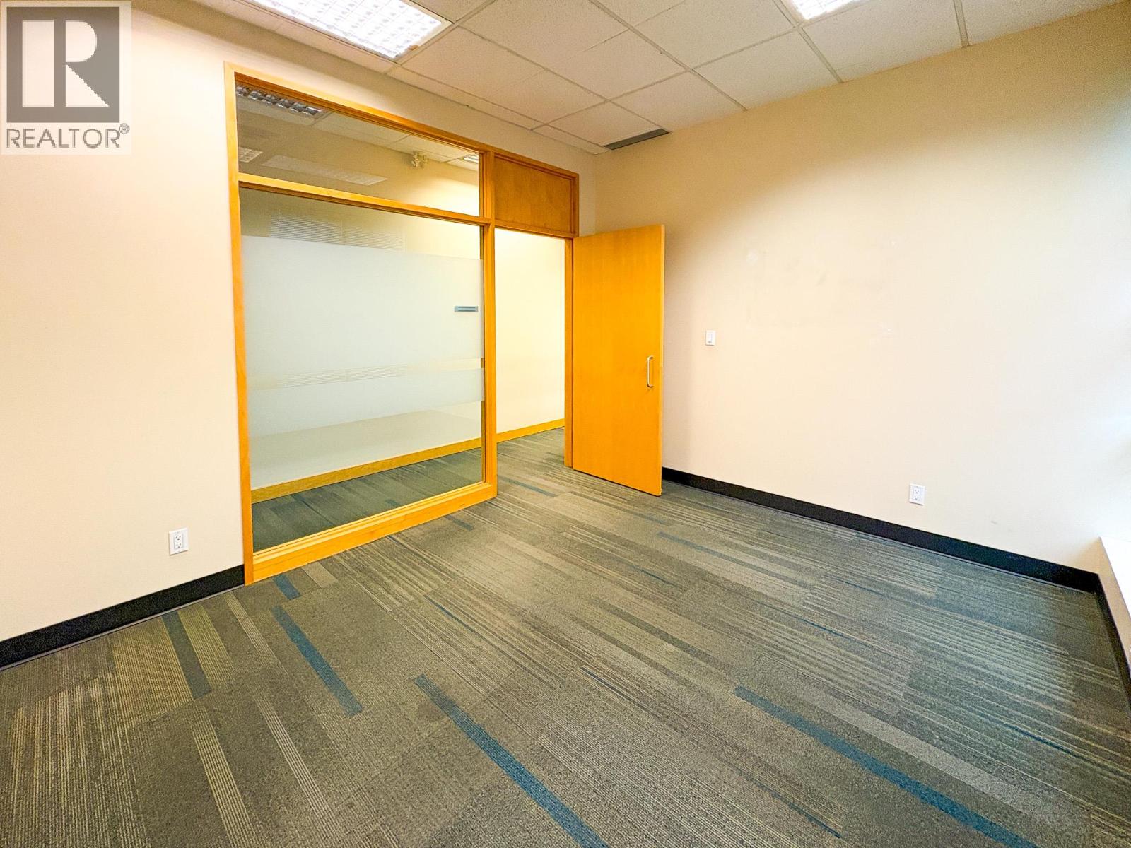 1674 Bertram Street Unit# 100, Kelowna, British Columbia  V1Y 9G4 - Photo 5 - 10378560