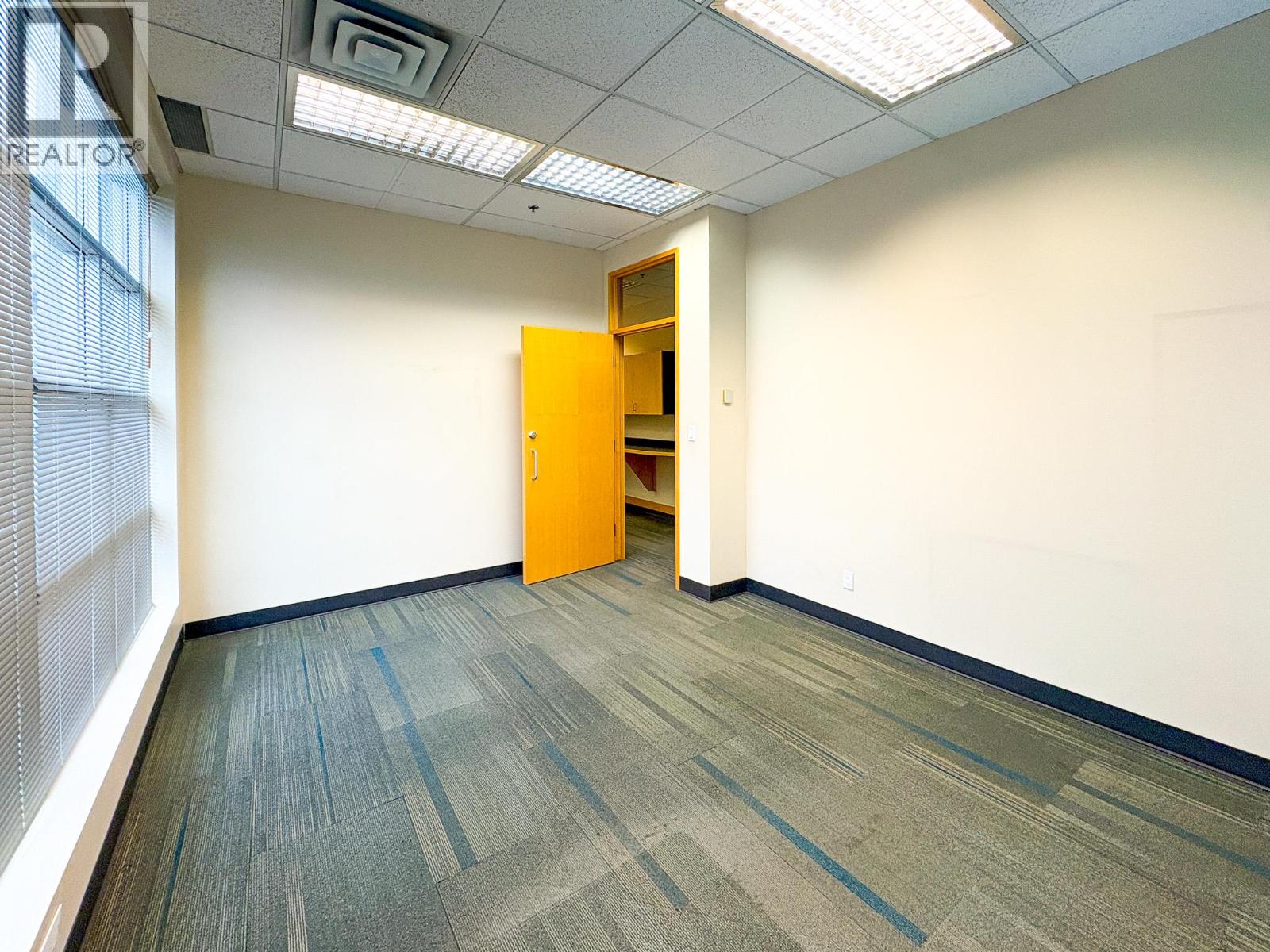 1674 Bertram Street Unit# 100, Kelowna, British Columbia  V1Y 9G4 - Photo 7 - 10378560