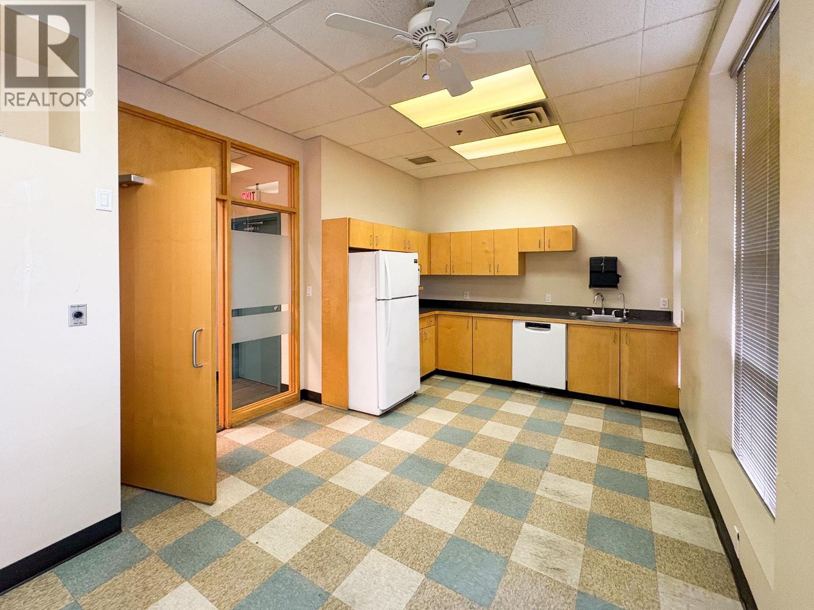 1674 Bertram Street Unit# 100, Kelowna, British Columbia  V1Y 9G4 - Photo 8 - 10378560