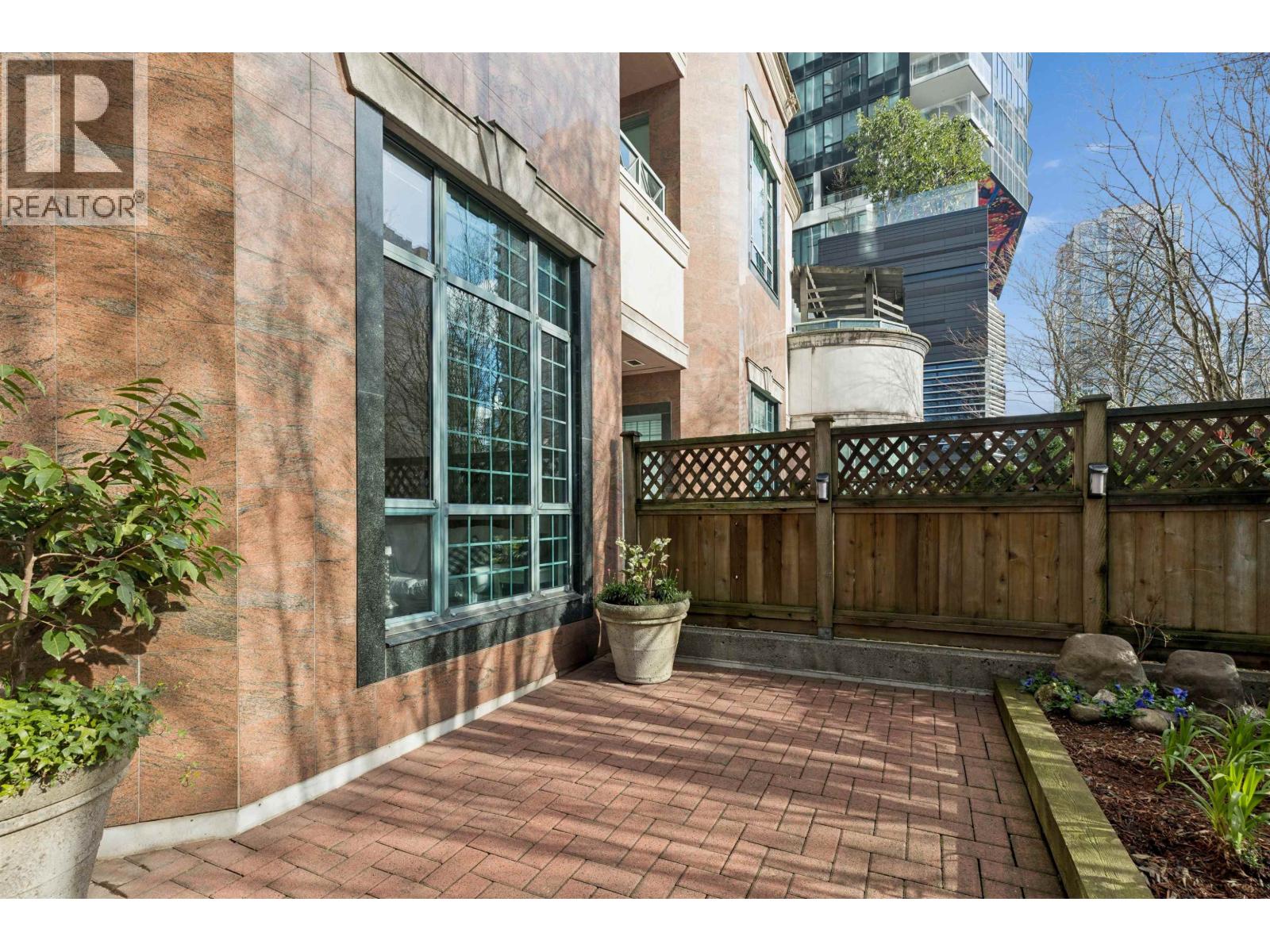 104 293 Smithe Street, Vancouver, British Columbia  V6B 5W4 - Photo 12 - R3098920