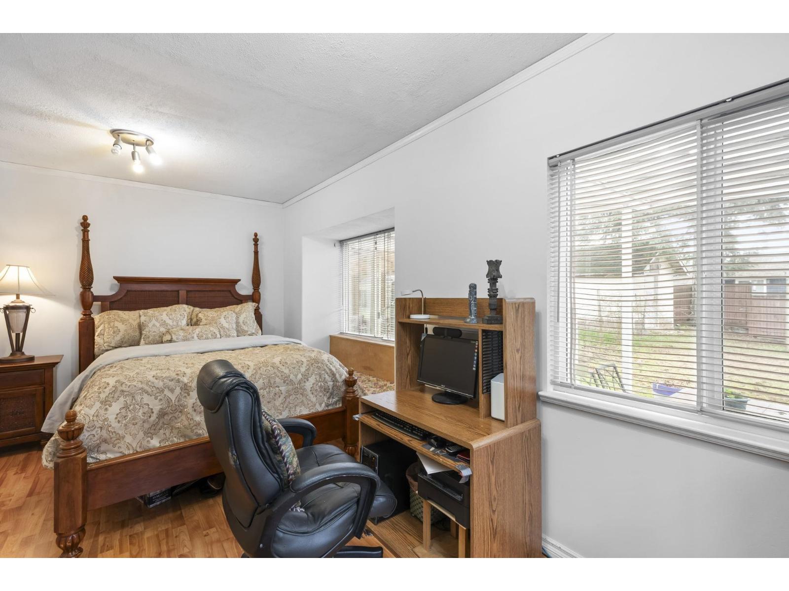 7566 Dunsmuir Street, Mission, British Columbia  V2V 4B4 - Photo 12 - R3098951