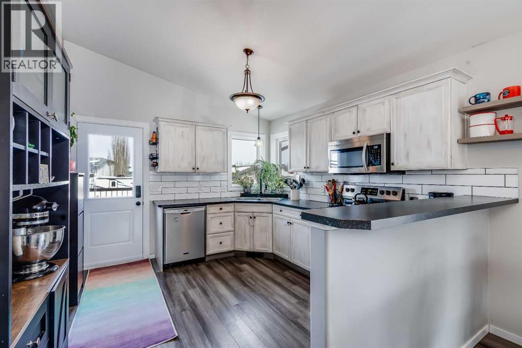 48 Hawthorn Way Ne, Olds, Alberta  T4H 1X7 - Photo 10 - A2291739