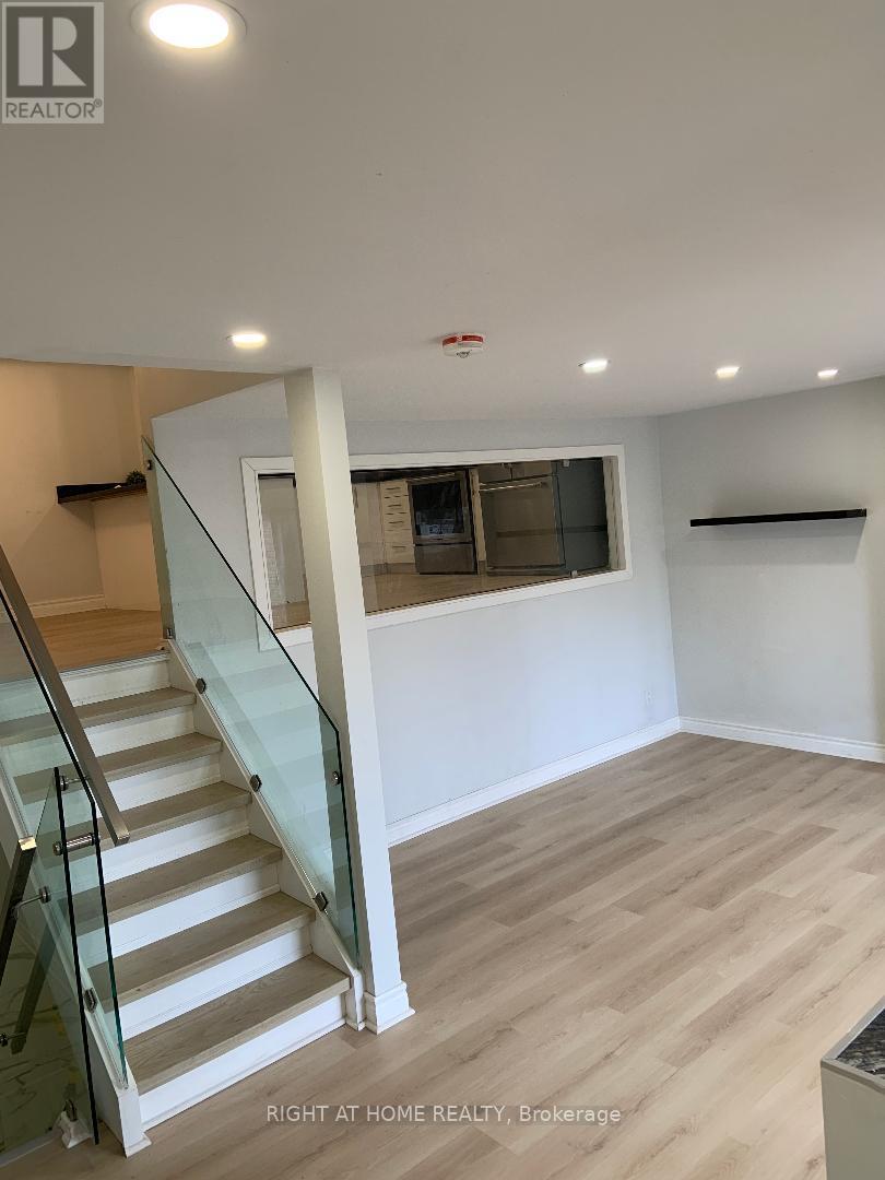 189 - 24 SPRINGFAIR AVENUE, Aurora, Ontario