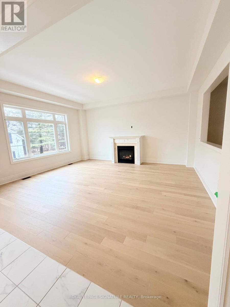 8 Art Leech Drive, Richmond Hill, Ontario  L4E 3R9 - Photo 7 - N12686580