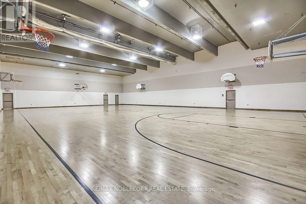 810 - 19 Four Winds Drive, Toronto, Ontario  M3J 2S9 - Photo 35 - W12867470