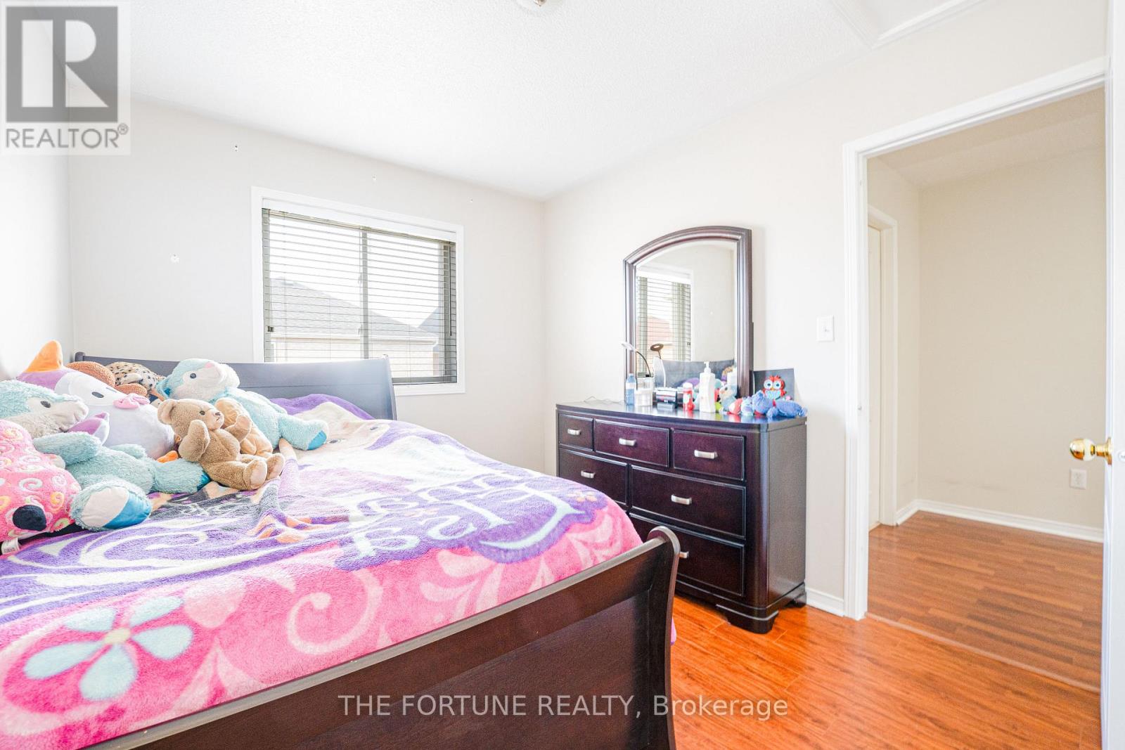 27 Hiberton Crescent, Brampton, Ontario  L7A 3E2 - Photo 22 - W12873576