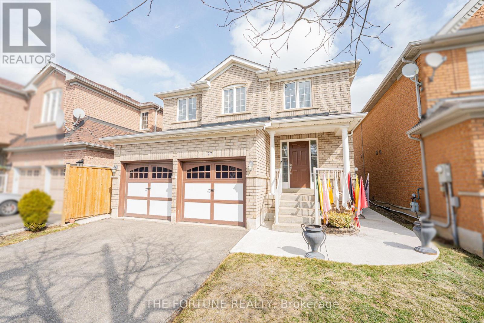27 Hiberton Crescent, Brampton, Ontario  L7A 3E2 - Photo 3 - W12873576