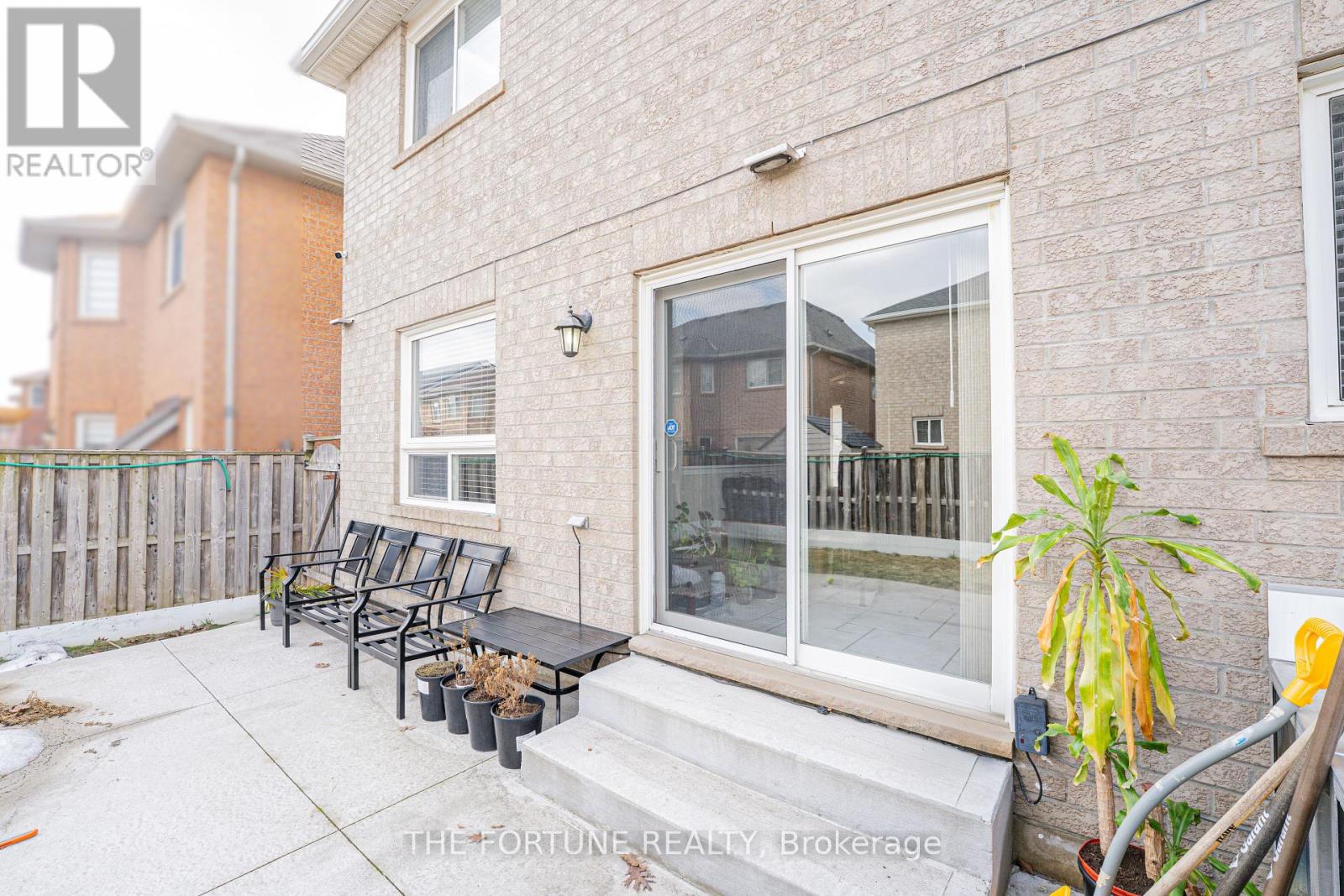 27 Hiberton Crescent, Brampton, Ontario  L7A 3E2 - Photo 36 - W12873576