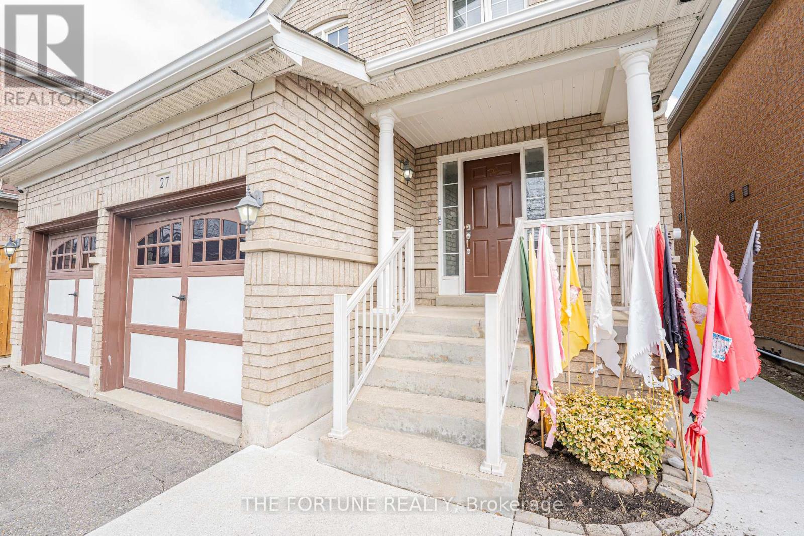27 Hiberton Crescent, Brampton, Ontario  L7A 3E2 - Photo 5 - W12873576