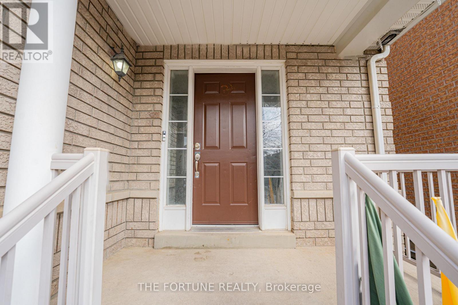 27 Hiberton Crescent, Brampton, Ontario  L7A 3E2 - Photo 6 - W12873576