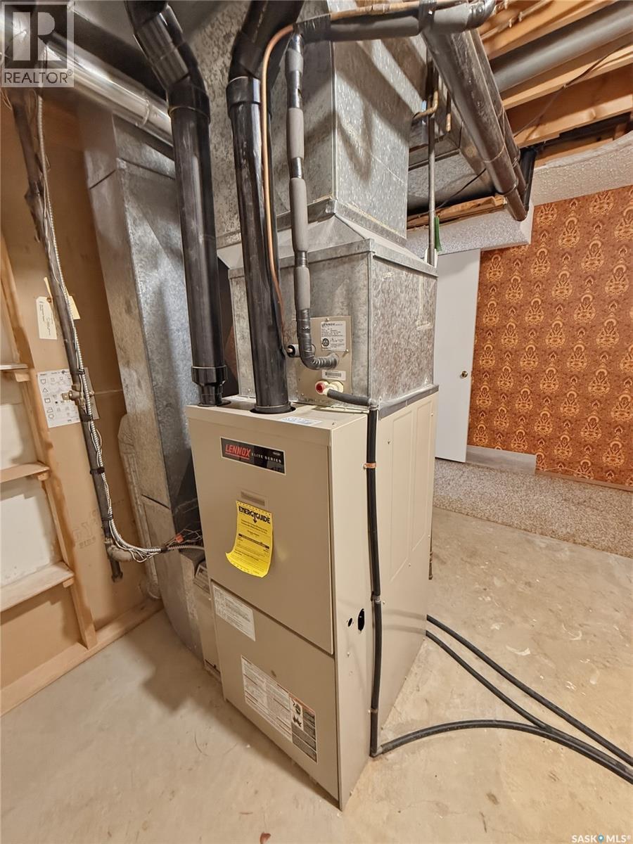 264 Hayes Drive, Swift Current, Saskatchewan  S9H 4H1 - Photo 26 - SK029901