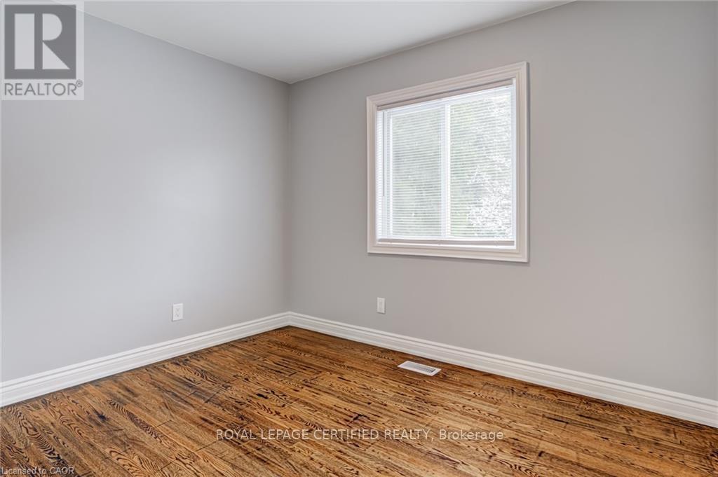 54 Duncombe Drive, Hamilton, Ontario  L9A 2G2 - Photo 33 - X12873524