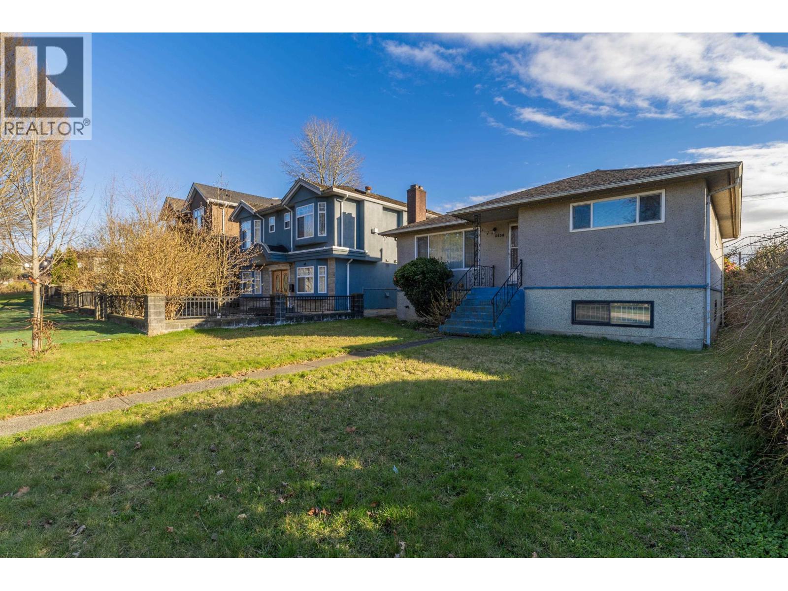2630 E 1st Avenue, Vancouver, British Columbia  V5M 1A5 - Photo 3 - R3098909