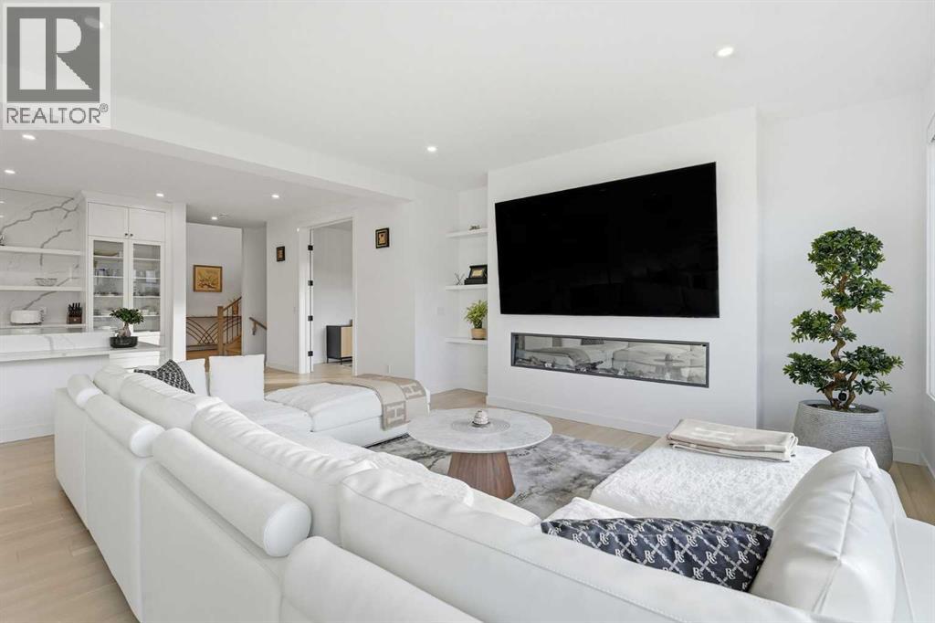 65 Rowmont Link Nw, Calgary, Alberta  T3L 0J3 - Photo 8 - A2279683