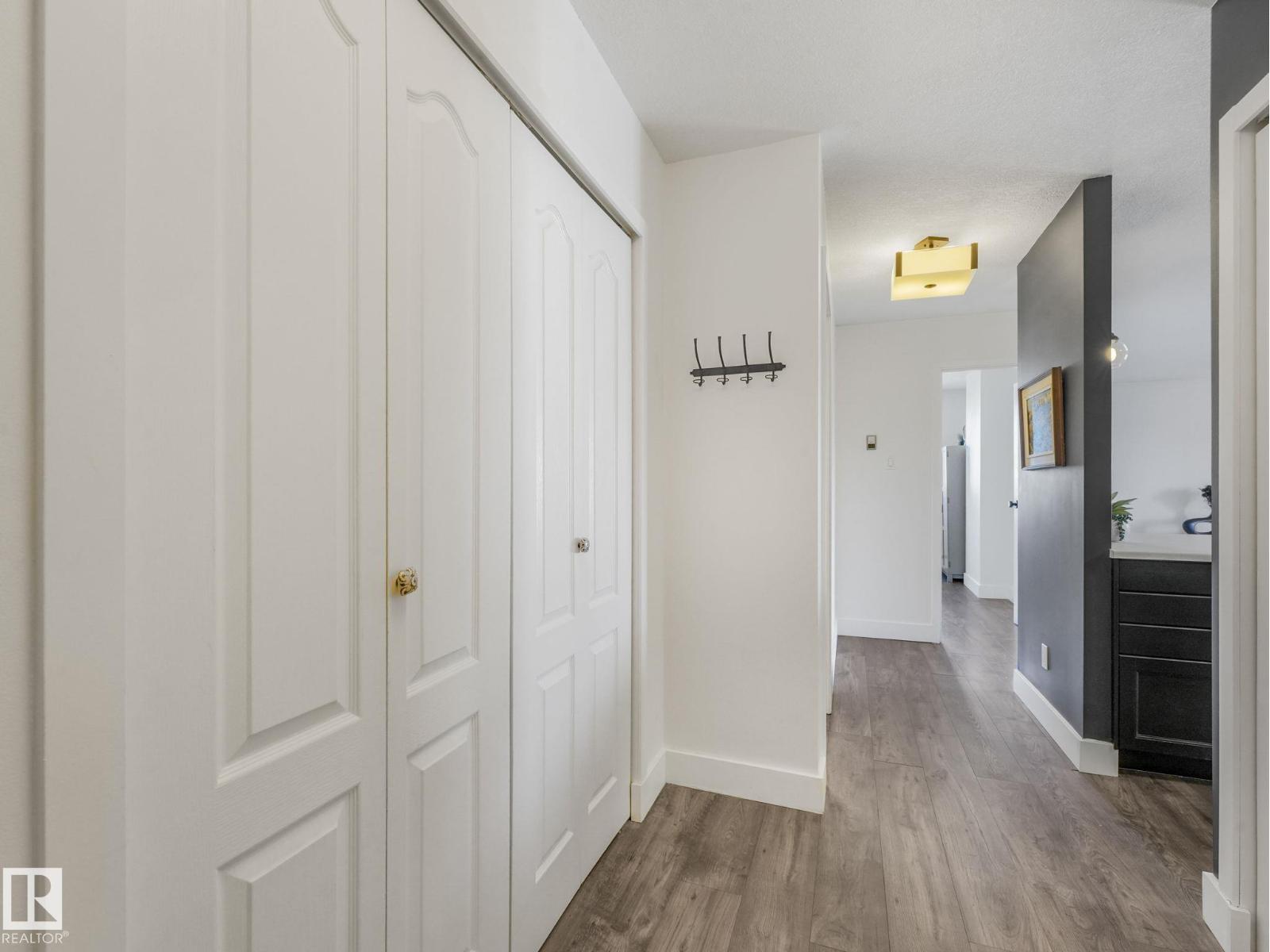 #1001 9929 113 St Nw, Edmonton, Alberta  T5K 2N9 - Photo 3 - E4476964