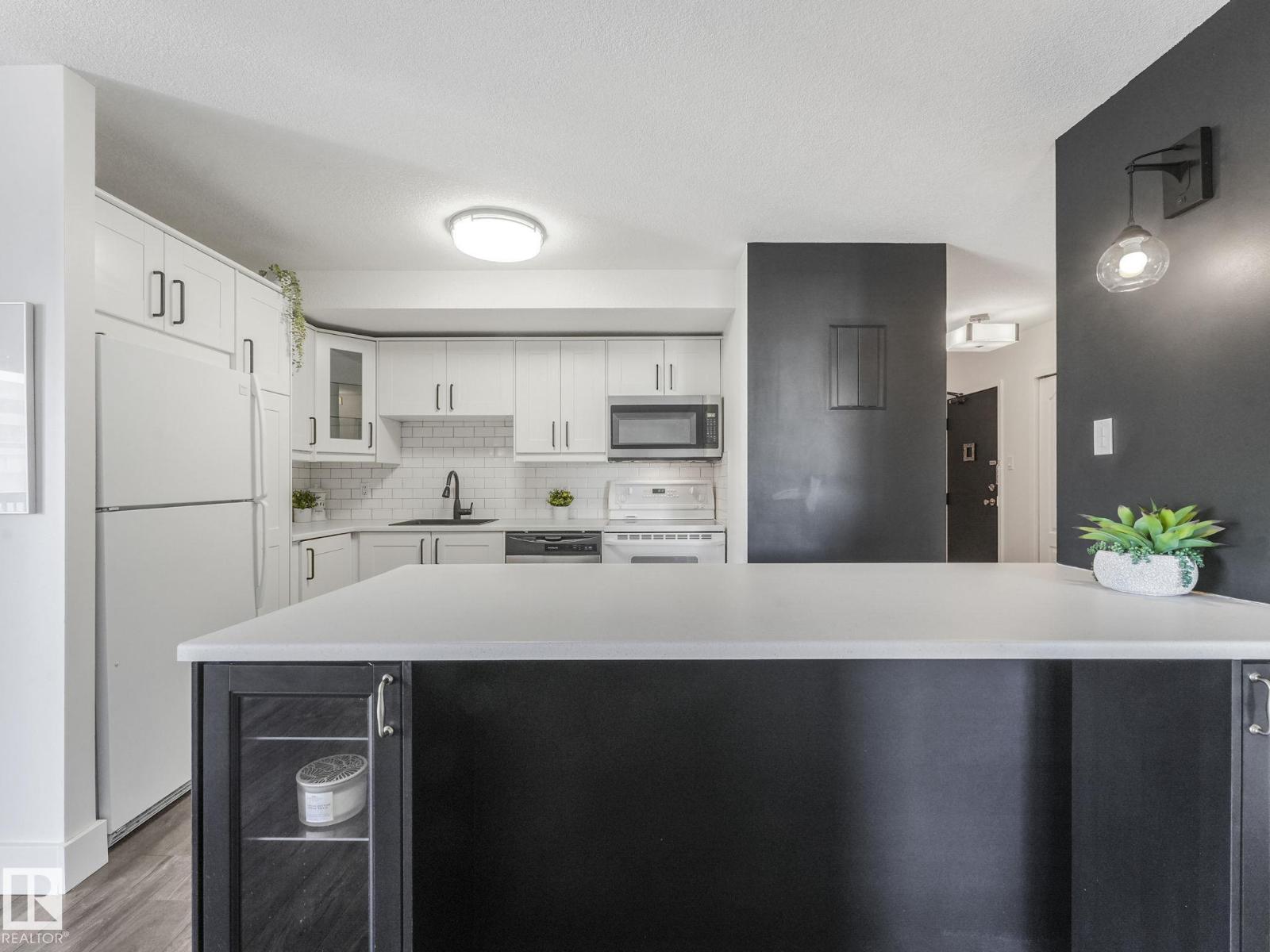 #1001 9929 113 St Nw, Edmonton, Alberta  T5K 2N9 - Photo 9 - E4476964