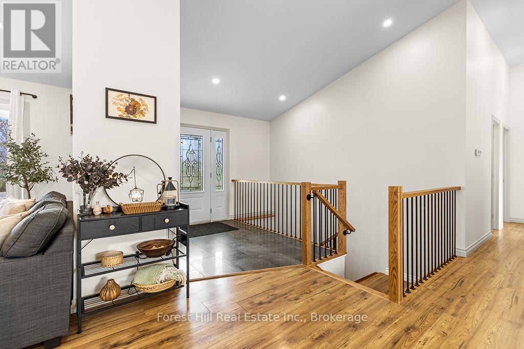 182 Alma Street, Chatsworth, Ontario  N0H 2S0 - Photo 8 - X12112899