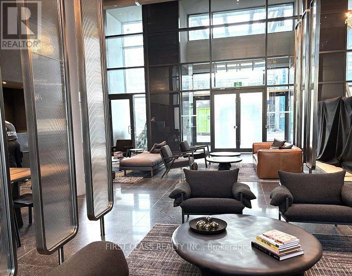 4209 - 28 Interchange Way, Vaughan, Ontario  L4K 0P8 - Photo 15 - N12857544