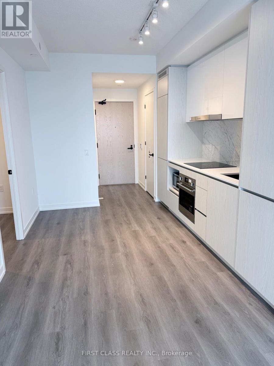 4209 - 28 Interchange Way, Vaughan, Ontario  L4K 0P8 - Photo 10 - N12857544